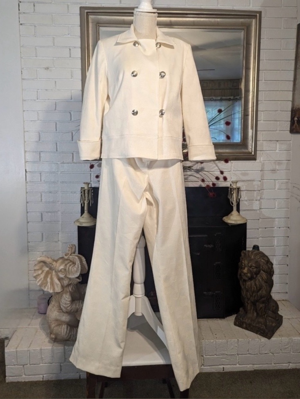Vintage Signature by Larry Levine Cream 2-Piece Pantsuit